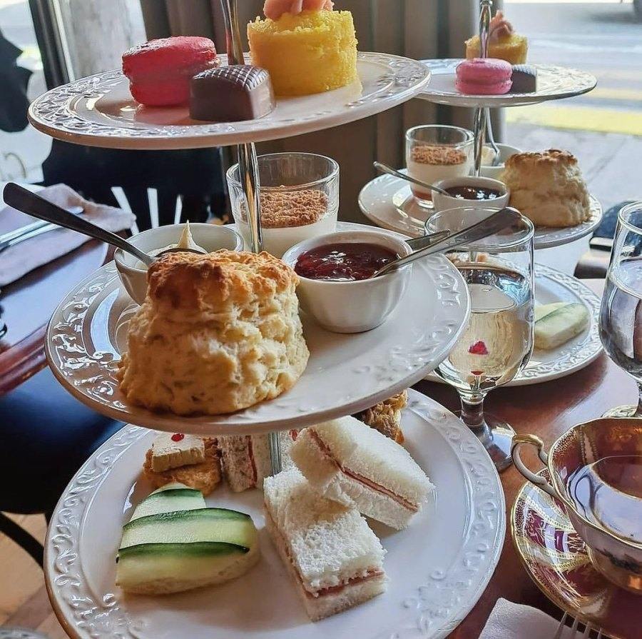 Afternoon tea Montréal