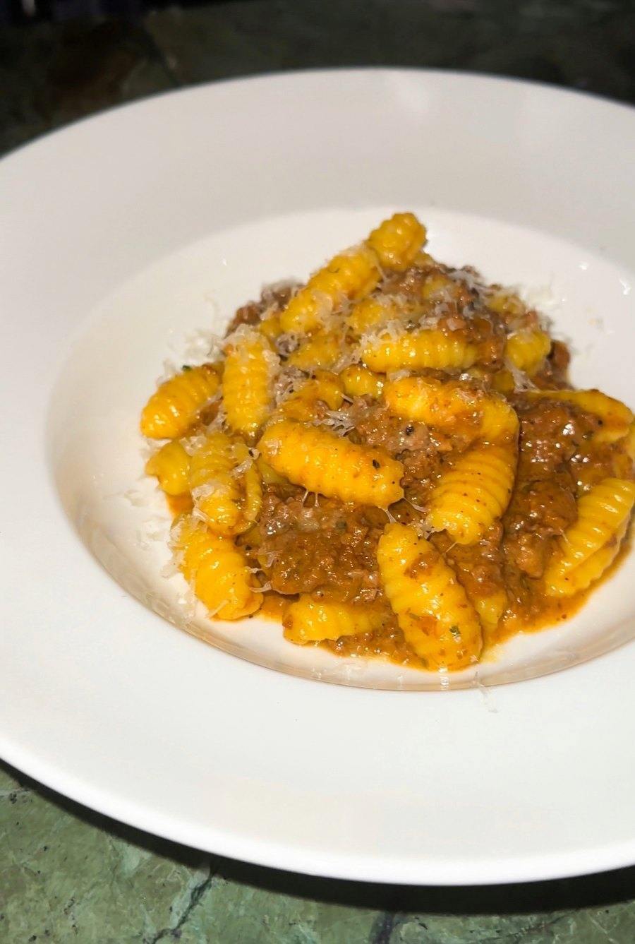 Montreal Influencers' Restaurant Favorites @mangiabeneboys