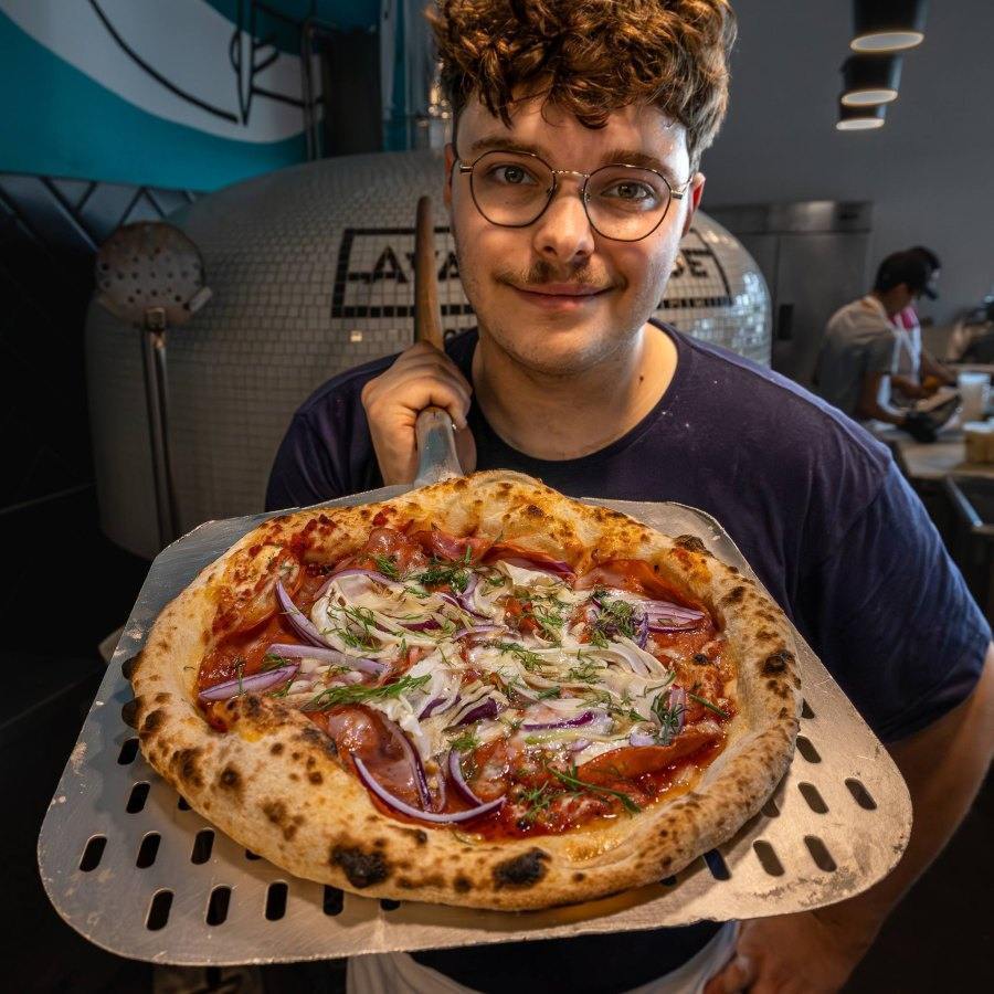 Pizzas au four à bois à Montréal
