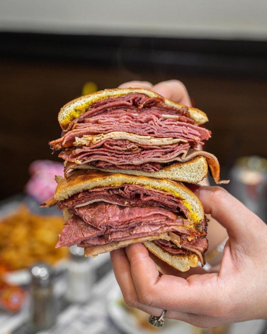 Smoked meat Montréal