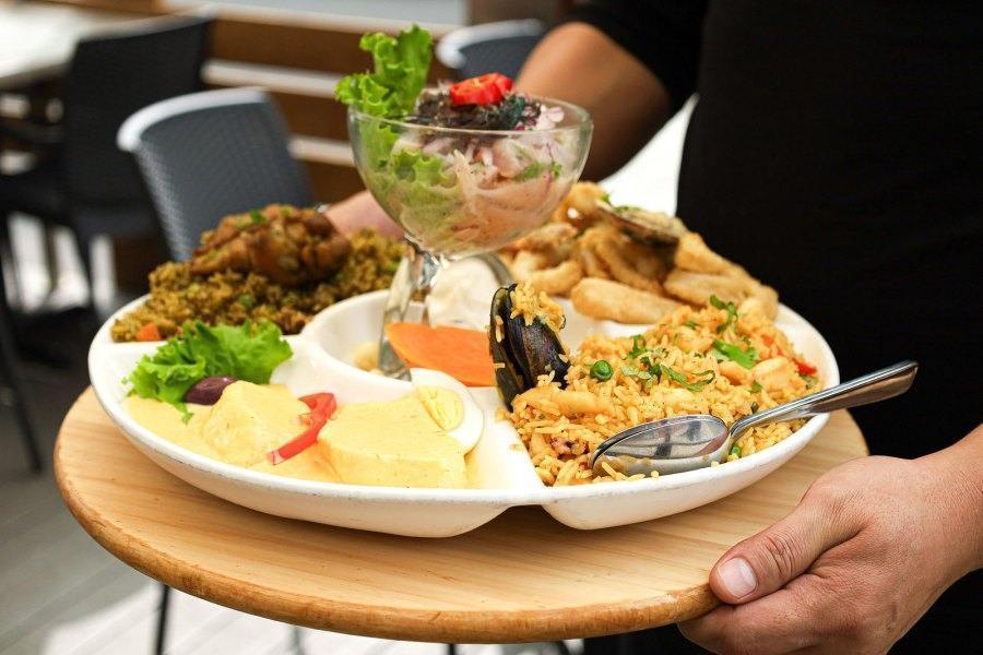 Menus midis Montréal