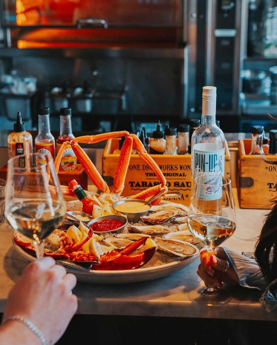 Montreal's Seafood Hotspots