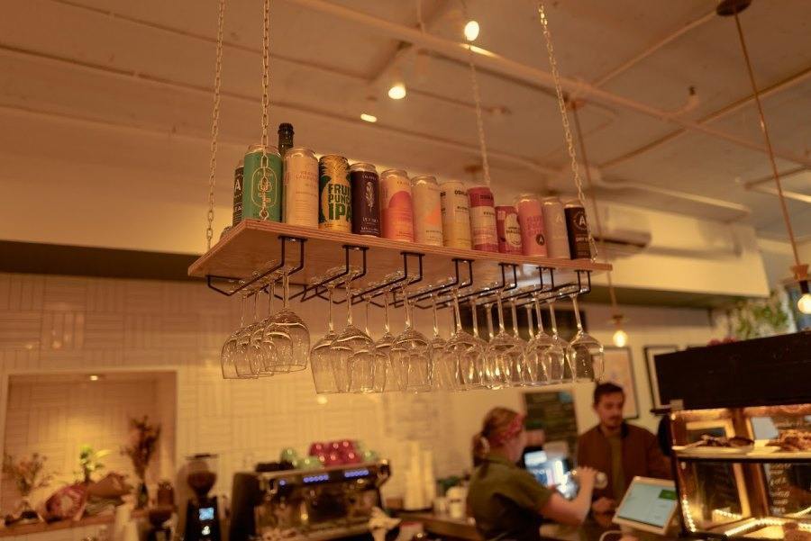 Cafés-buvettes à Montréal