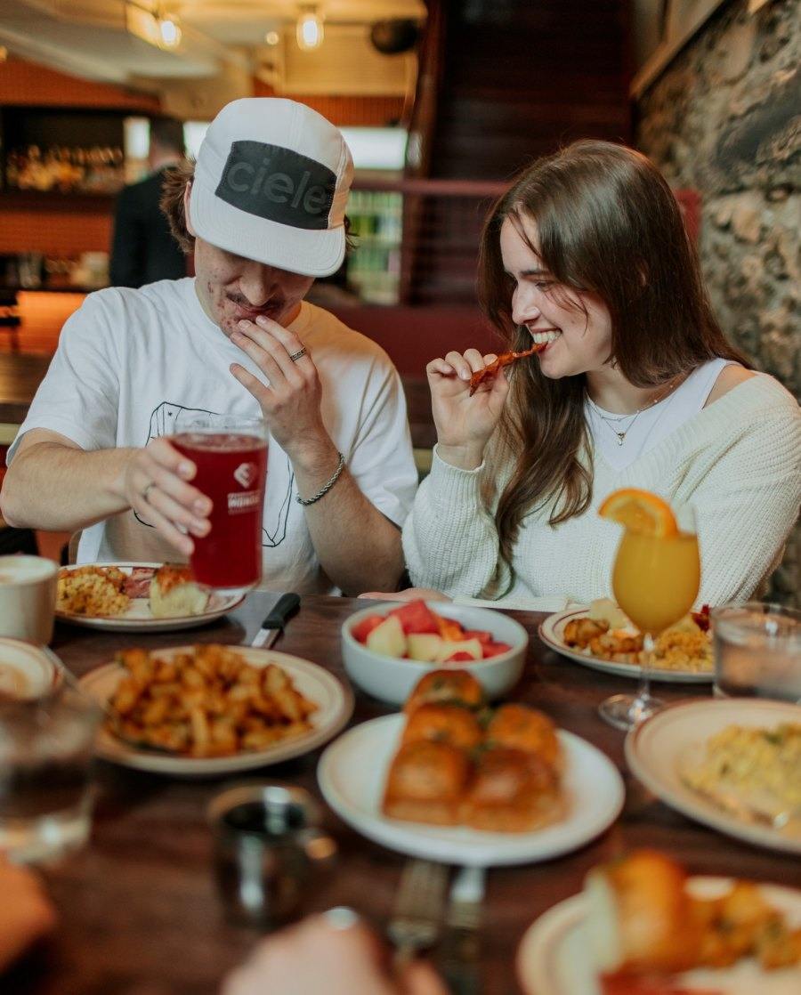 Brunch festifs mimosas Montréal