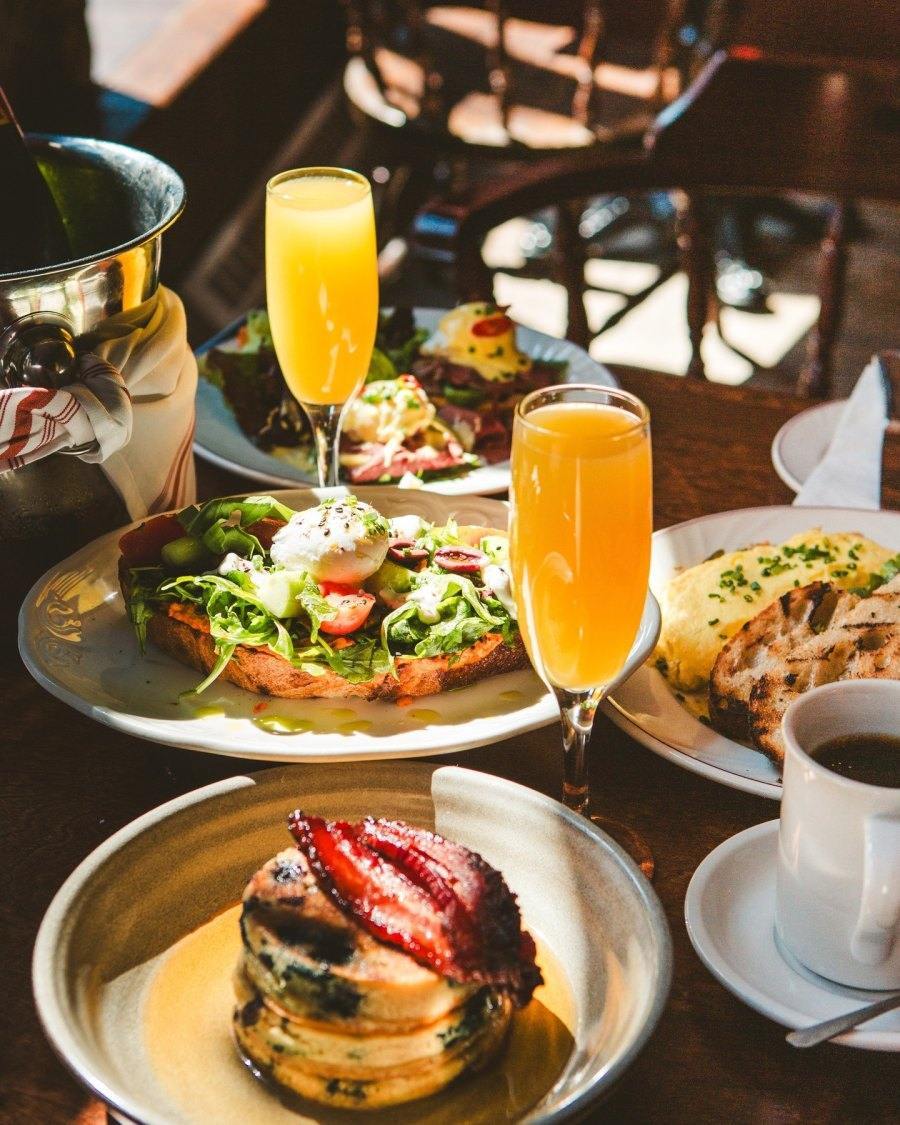Brunch festifs mimosas Montréal