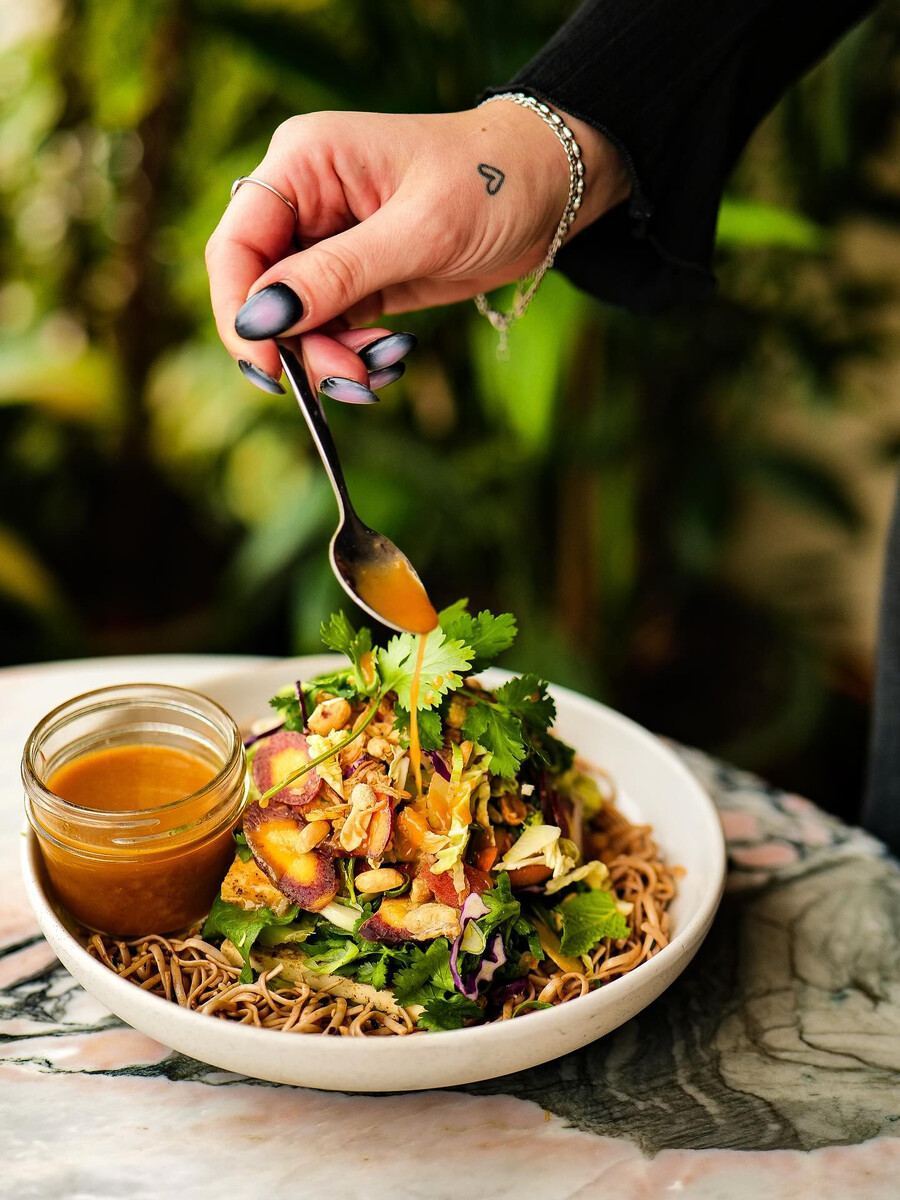 Olive et Gourmando - Les meilleures salades pour garder vos résolutions santé bien fraîches