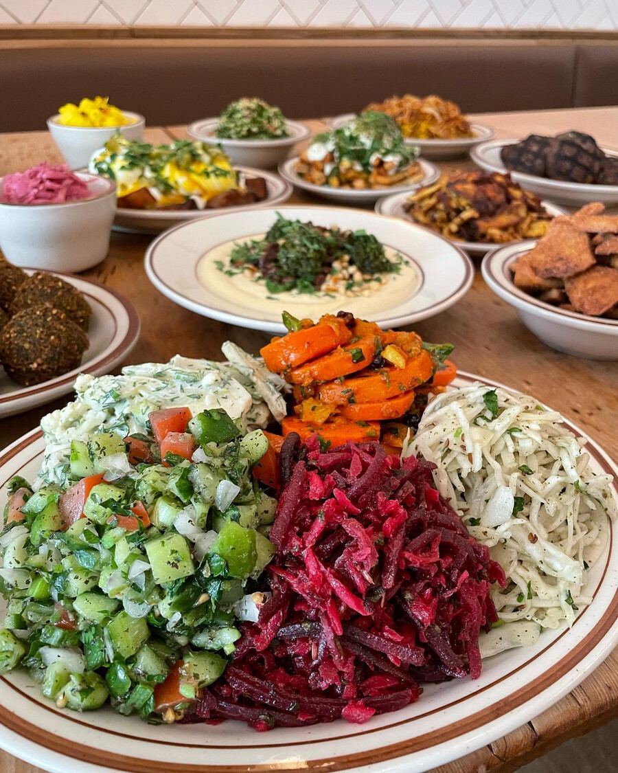 Sumac - Les meilleures salades pour garder vos résolutions santé bien fraîches