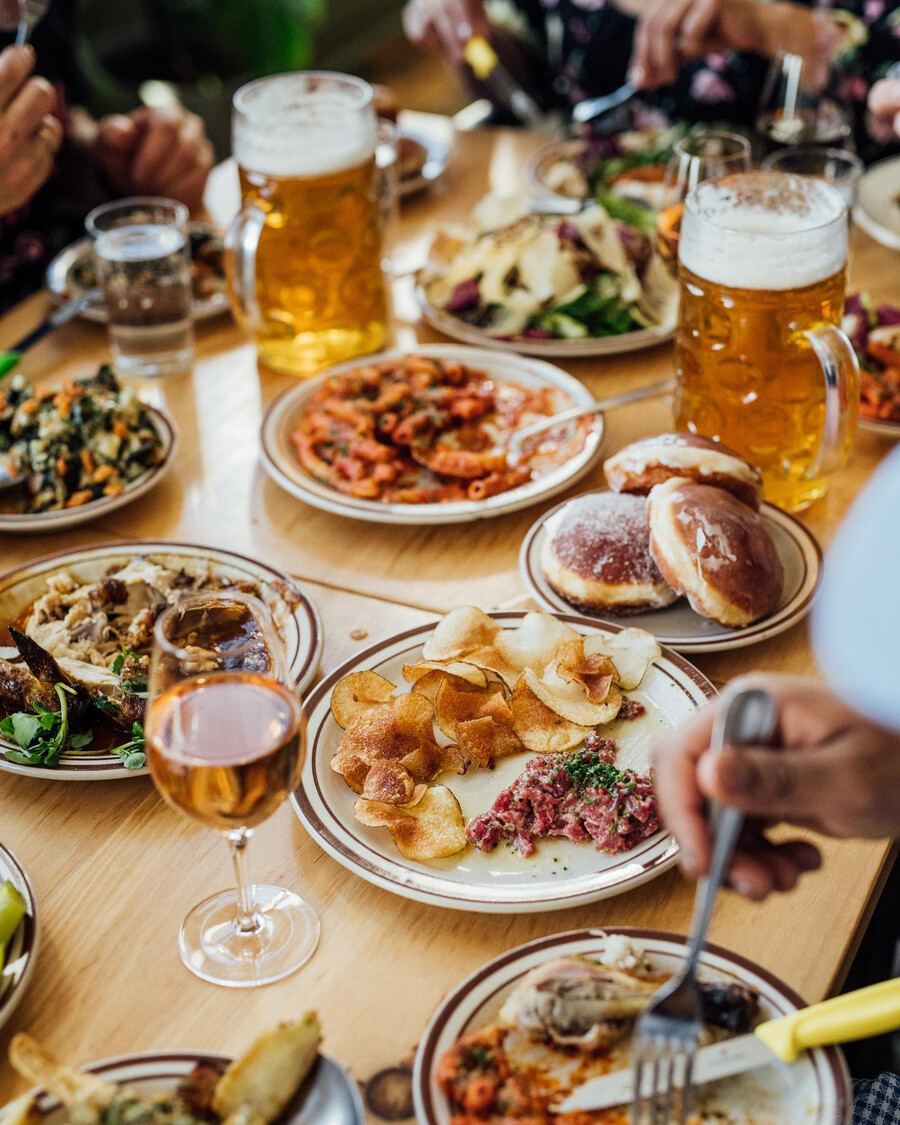 McKiernan Rôtisserie - Les endroits les plus tendance à essayer pour votre soirée de filles à Montréal