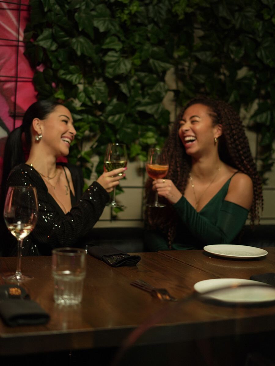 The Farsides - Hot spots to try now for your girls' night out in Montreal The Farsides - Hot spots to try now for your girls' night out in Montreal
