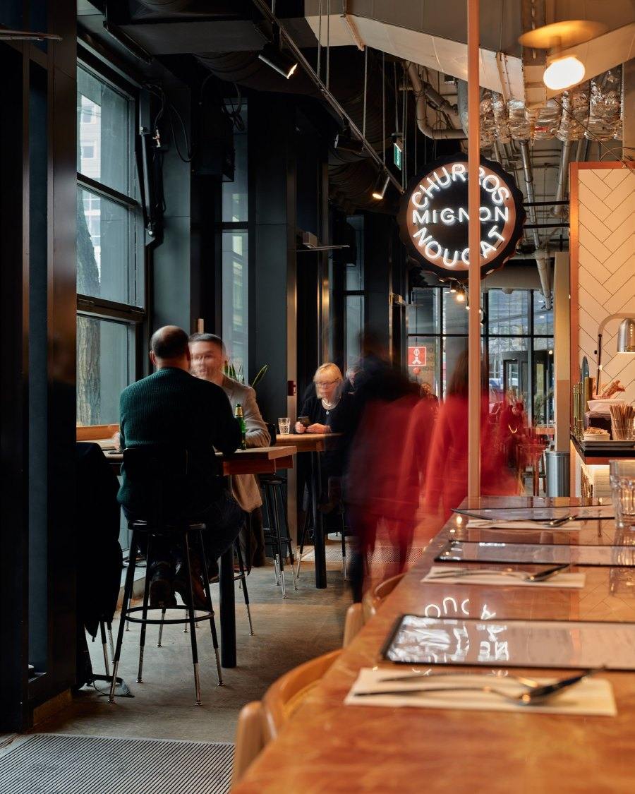 Montreal Place des Arts dining places