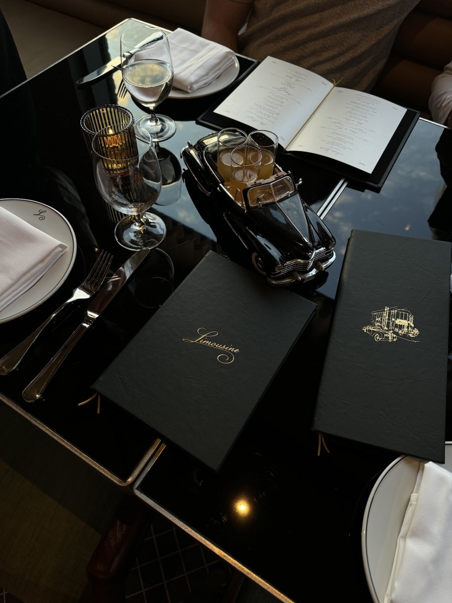 restaurant limousine