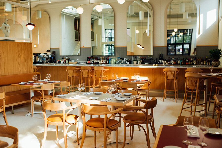 Place Carmin - Les meilleurs restaurants français à Montréal Place Carmin - Les meilleurs restaurants français à Montréal