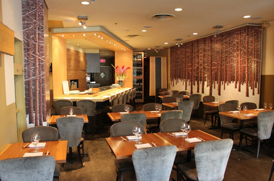 Jun I - Romantic Valentines Day Restaurant 