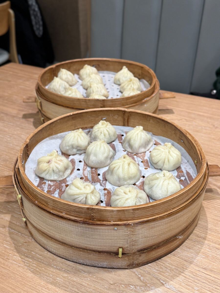 At the RestoMontreal Team Table: Our December 2025 Media Invitations