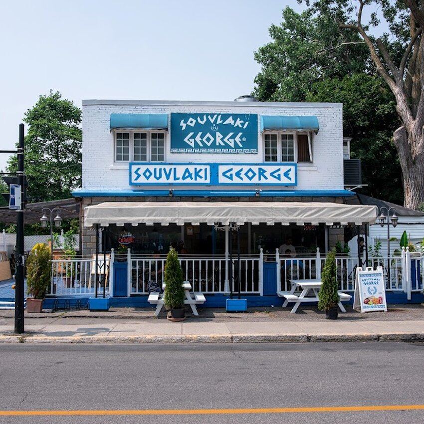 Souvlaki George - Restaurants pr&egrave;s de: H4B2L7