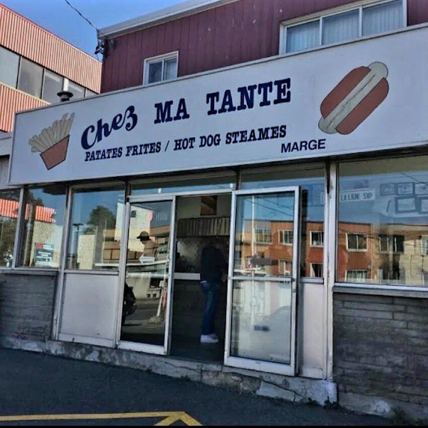 Chez Ma Tante Patates Frites -  Restaurants Near: H3G2W5