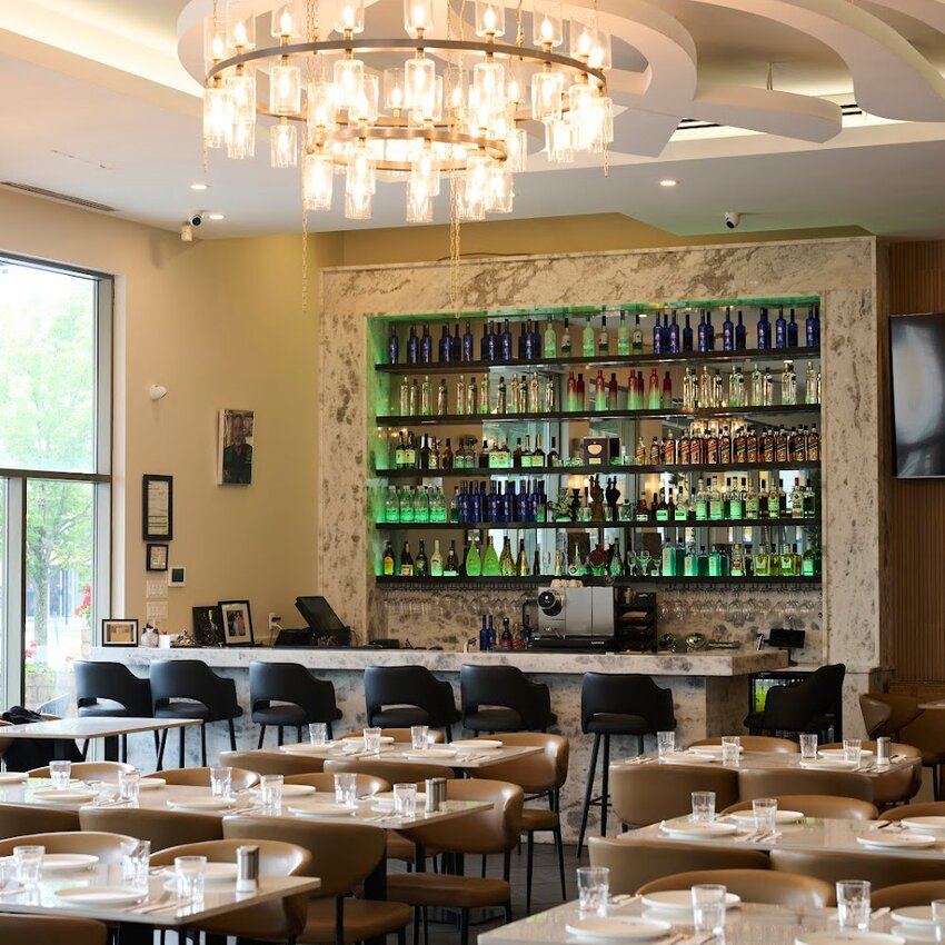 Karoun - Restaurants pr&egrave;s de: H7L2Z9