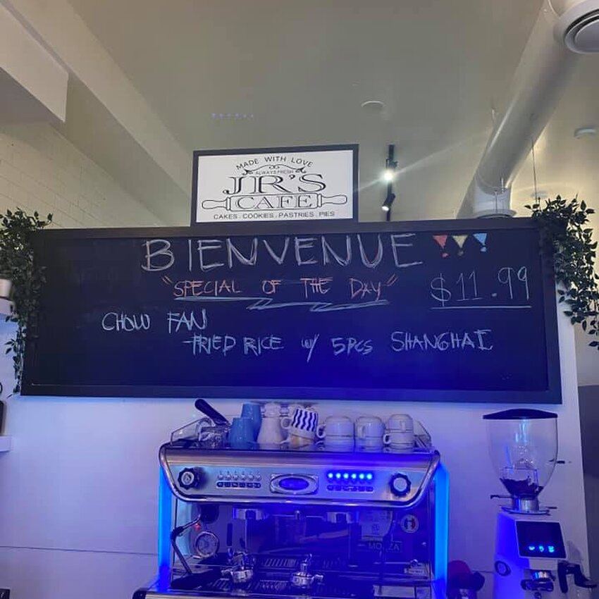 Jr's Caf&eacute; - Restaurants Notre-Dame-de-Gr&acirc;ce (NDG) - Avis, photos et menus