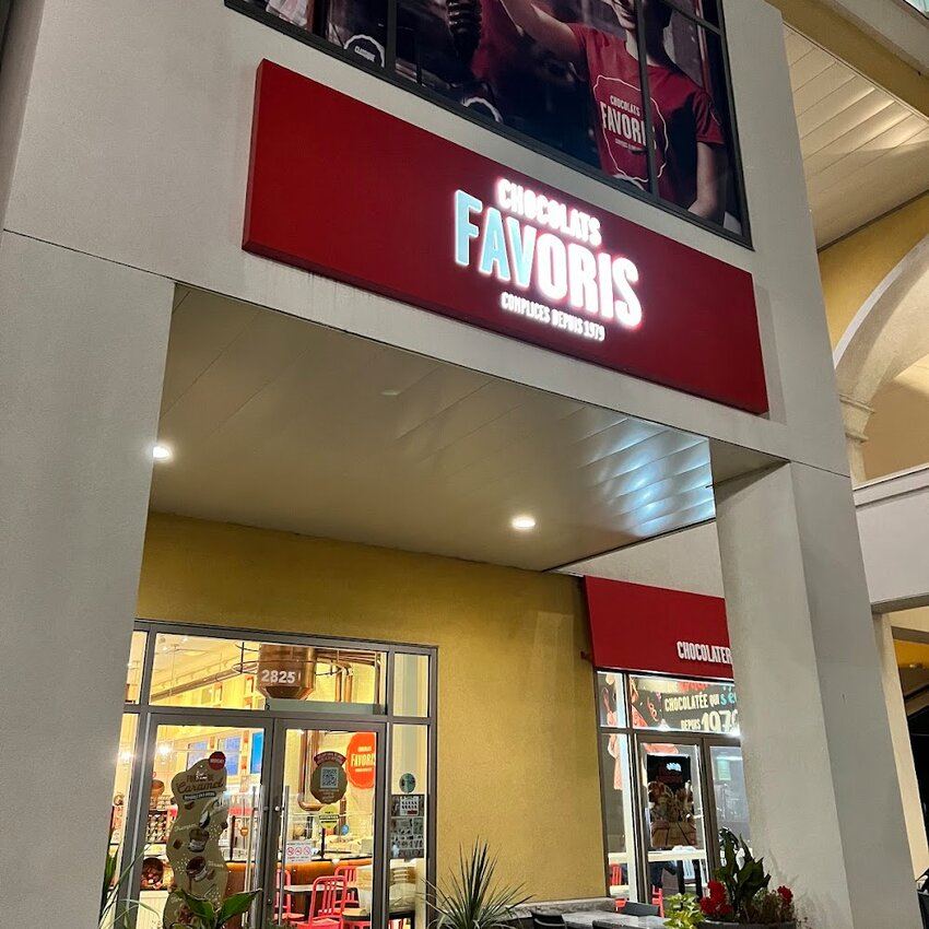 Chocolats Favoris - Restaurants pr&egrave;s de: H7T1A1
