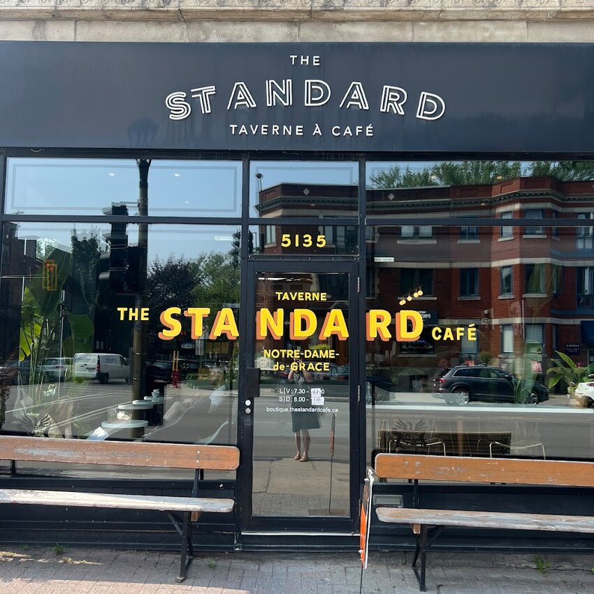 THE STANDARD Caf&eacute; - P&acirc;tisseries Westmount