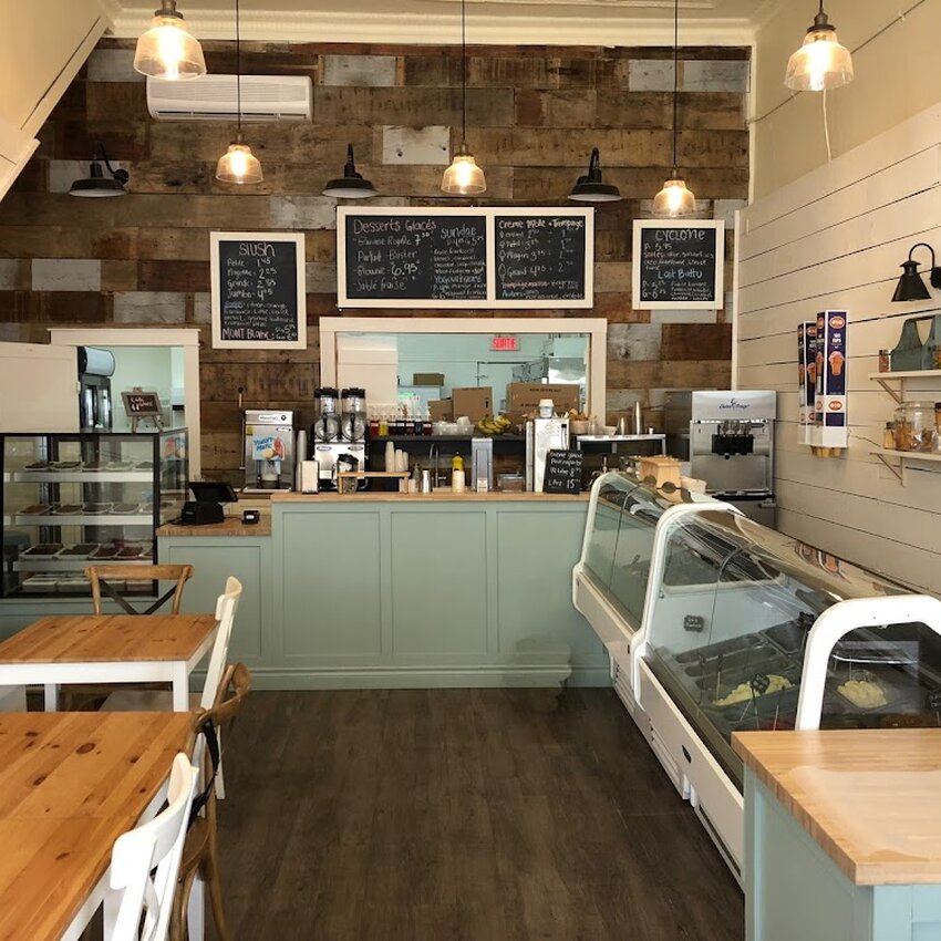 Hartley Glaces & Chocolats - Saint-Lambert Open Supper Restaurants