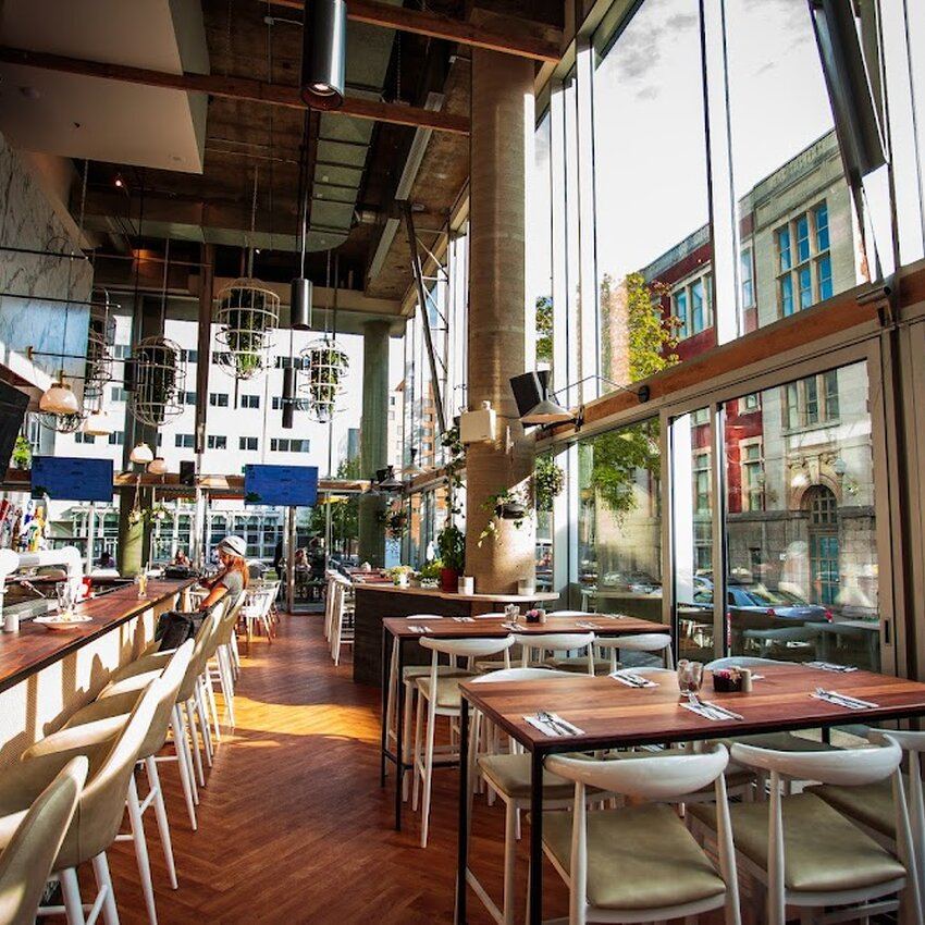 Ginkgo Caf&eacute; Bar - Restaurants Quartier Latin