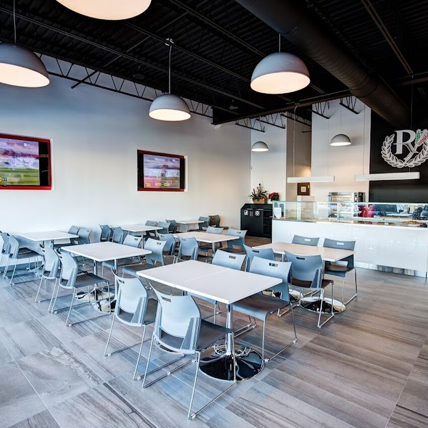 Pizzeria Redipizza -  Restaurants Near: H8N2M4