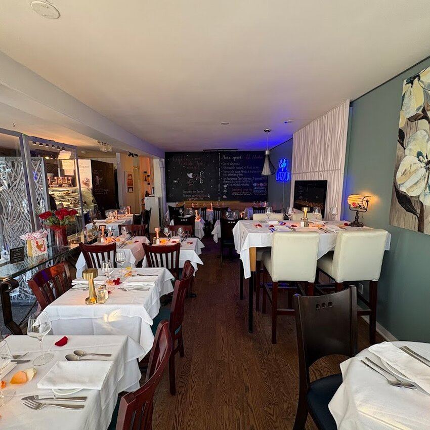 Caf&eacute; Lazio Restaurant