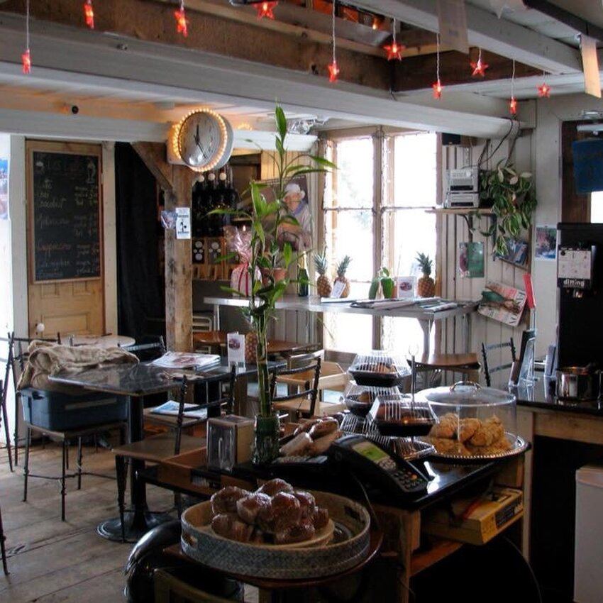 Br&ucirc;lerie du Vieux Ste-Rose - Restaurants pr&egrave;s de: H7K2K2