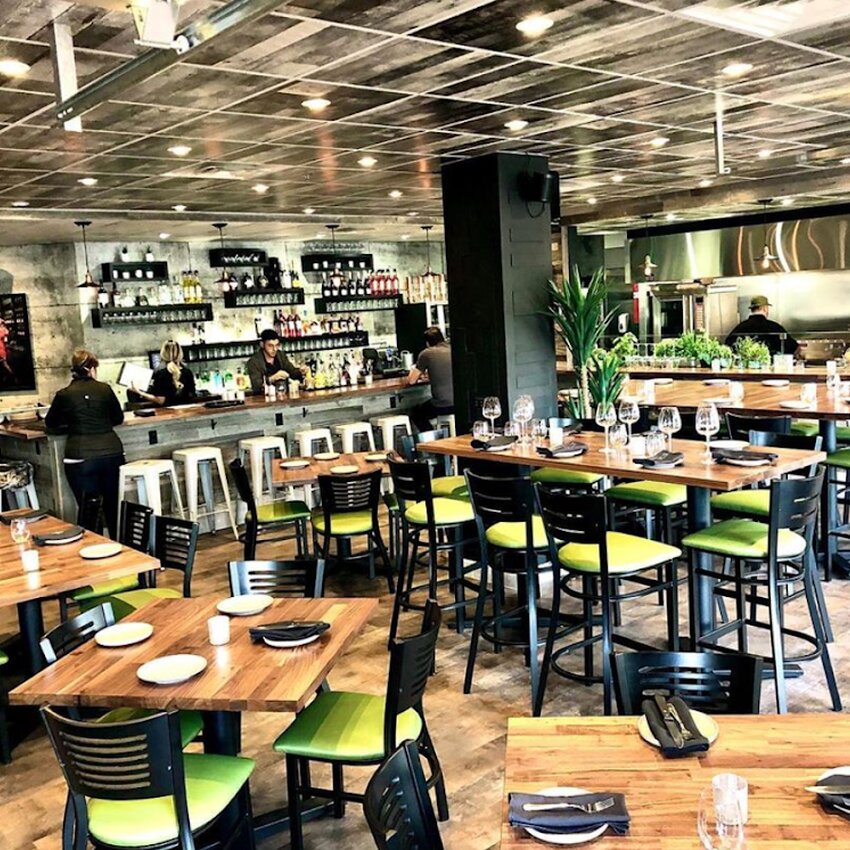 Hendrix Tapas & Burgers -  Restaurants Near: H1E1P3