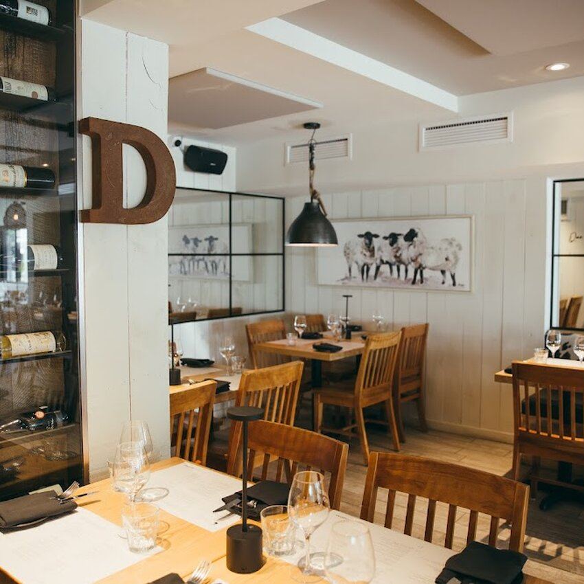 Donalda - Sainte-Ad&egrave;le Terrace Restaurants