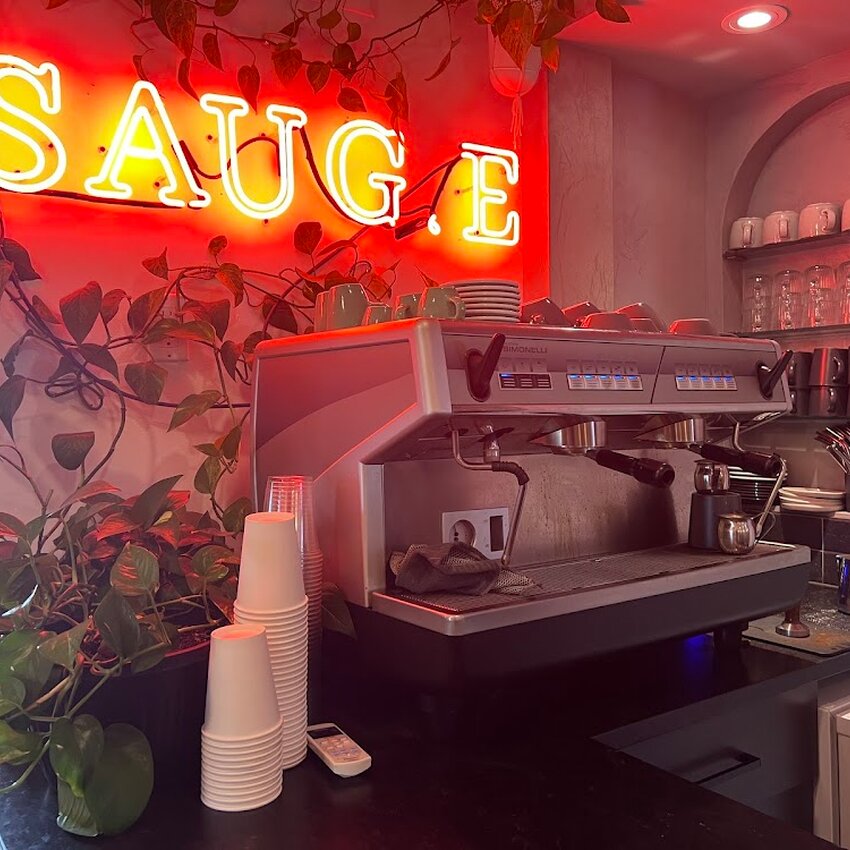 SAUG.E Cuisine Vegane -  Restaurants Near: J1G2E9