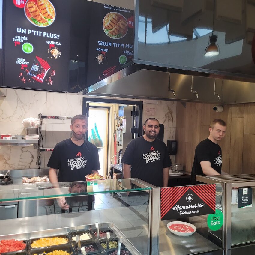 Poulet Rouge -  Restaurants Near: J6A5K7