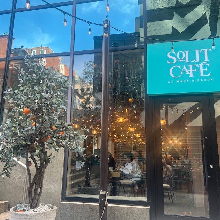 SoLIT Caf&eacute; - Downtown Caf&eacute;s