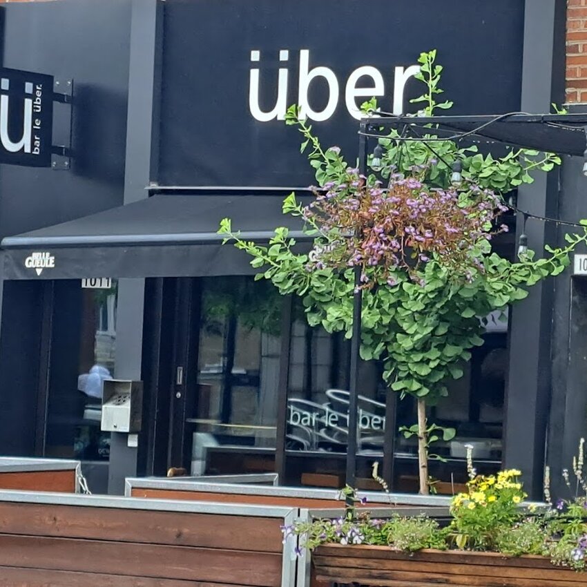 Bar le &Uuml;ber - Restaurants pr&egrave;s de: H2C1R8