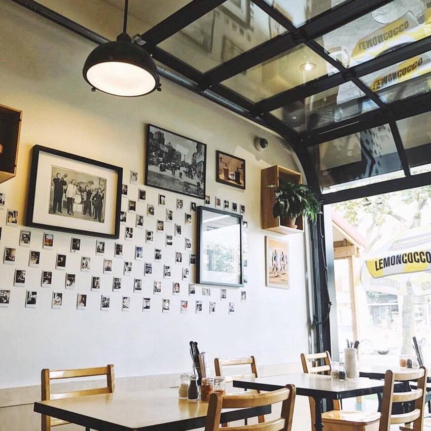 Le Caf&eacute;-Cr&egrave;me - Restaurants pr&egrave;s de: H2B1K6