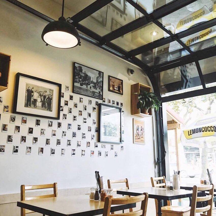 Le Caf&eacute;-Cr&egrave;me -  Restaurants Near: H2C1S4