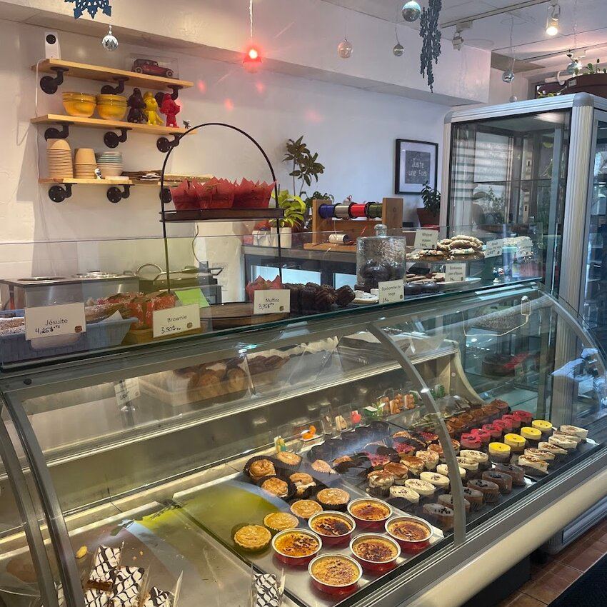 P&acirc;tisserie Juste une Fois - Restaurants Ouverts pour souper Saint-Lambert - Avis, photos et menus