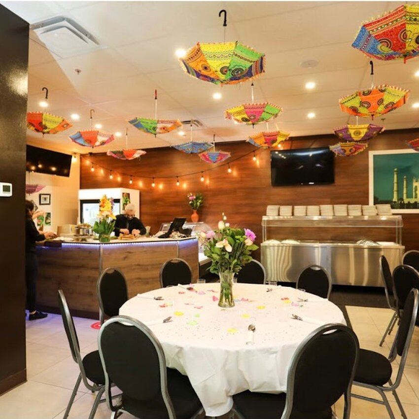 La cuisine de Jabeen -  Restaurants Near: J4W1M3