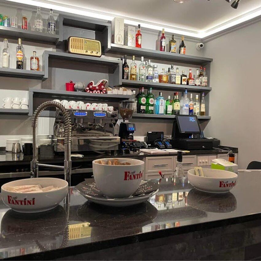 Osteria da Rosa - Restaurants pr&egrave;s de: H7X3E4