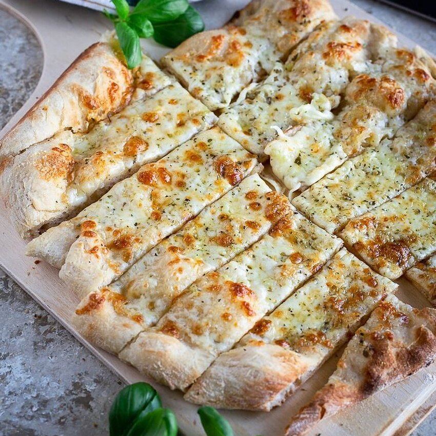 Bravo Pizza - Saint-Eustache Open Lunch Restaurants - Reviews, Photos & Menus