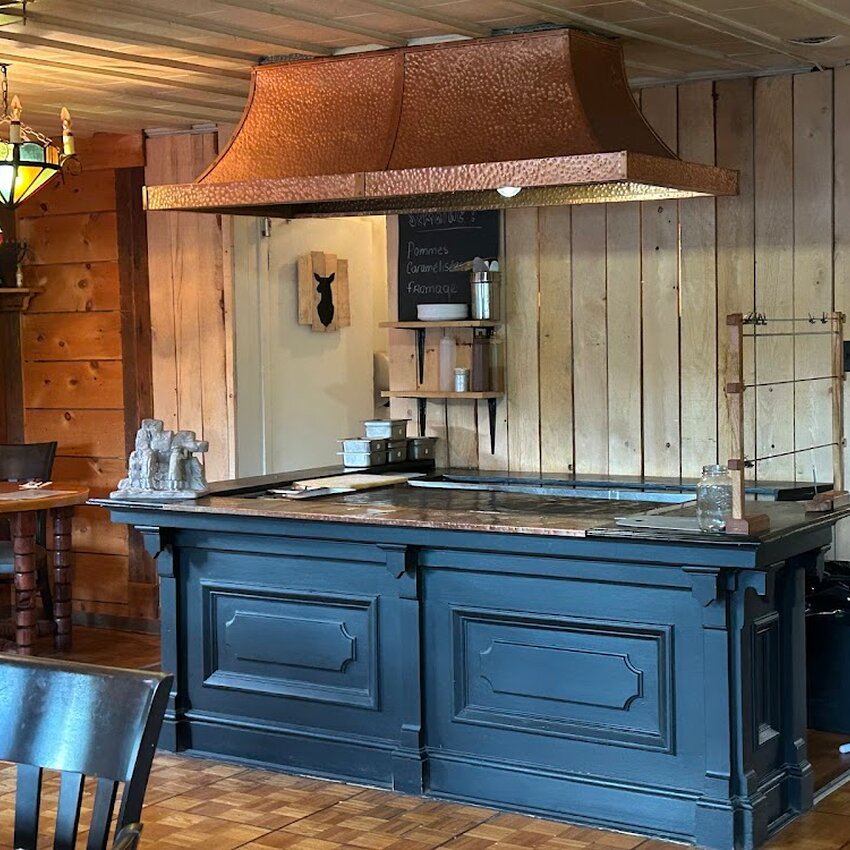 Creperie Au Tournesol - Restaurants pr&egrave;s de: J8B2P6