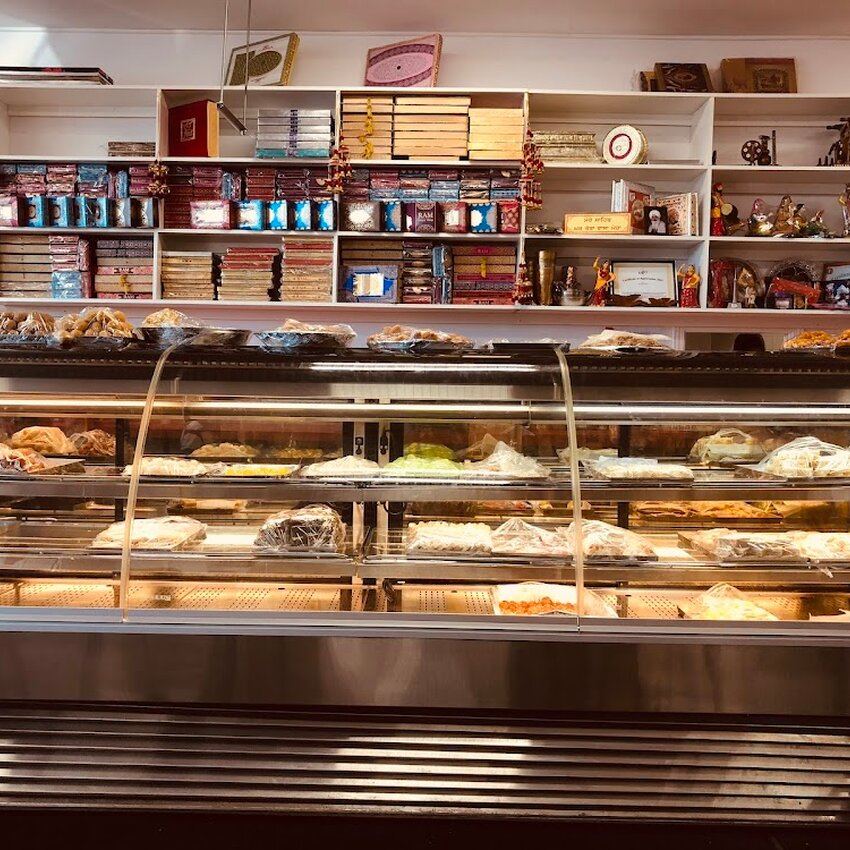 RAM SWEET - Restaurants pr&egrave;s de: H9B2K4