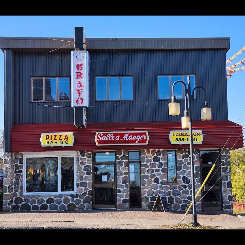 Restaurant Bravo Pizzeria Restaurant