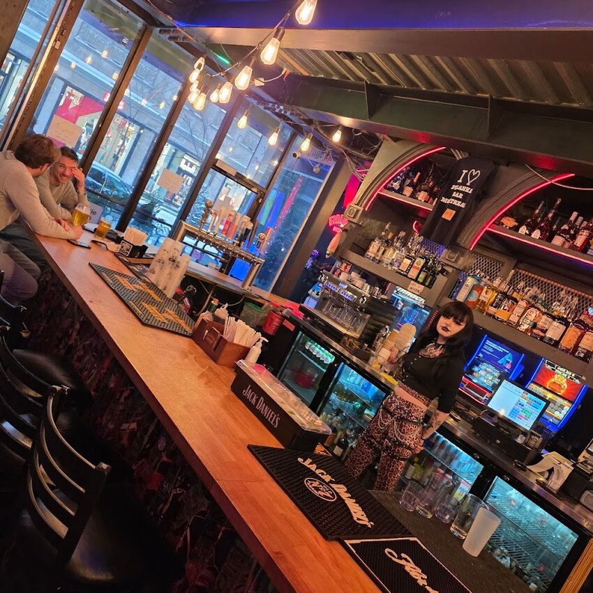 Piranha Bar - Bars Centre-ville