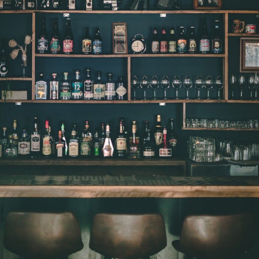 Louis' Pub -  Restaurants Near: J2G3V8