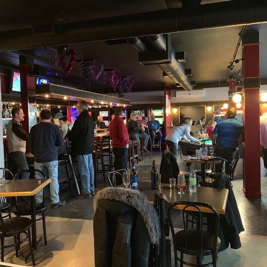 Bistro Ste-4 - Restaurants pr&egrave;s de: J5A2S6