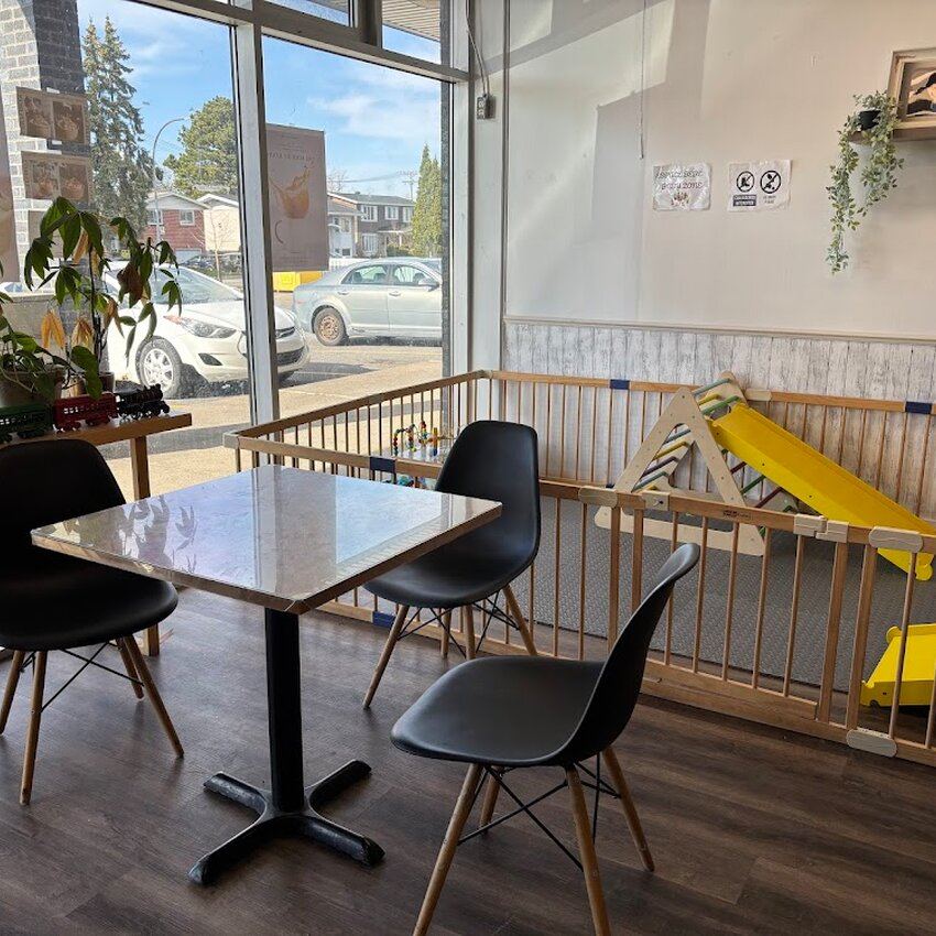 Maison O Th&eacute; - Restaurants pr&egrave;s de: H9B2K4