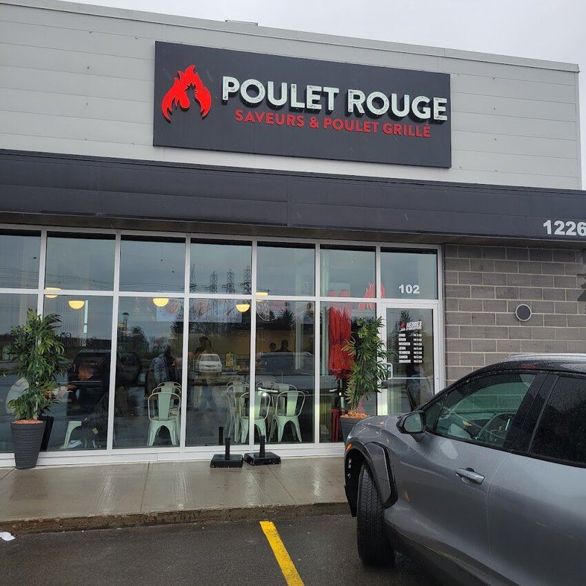 Poulet Rouge - Restaurants pr&egrave;s de: J7C2N8