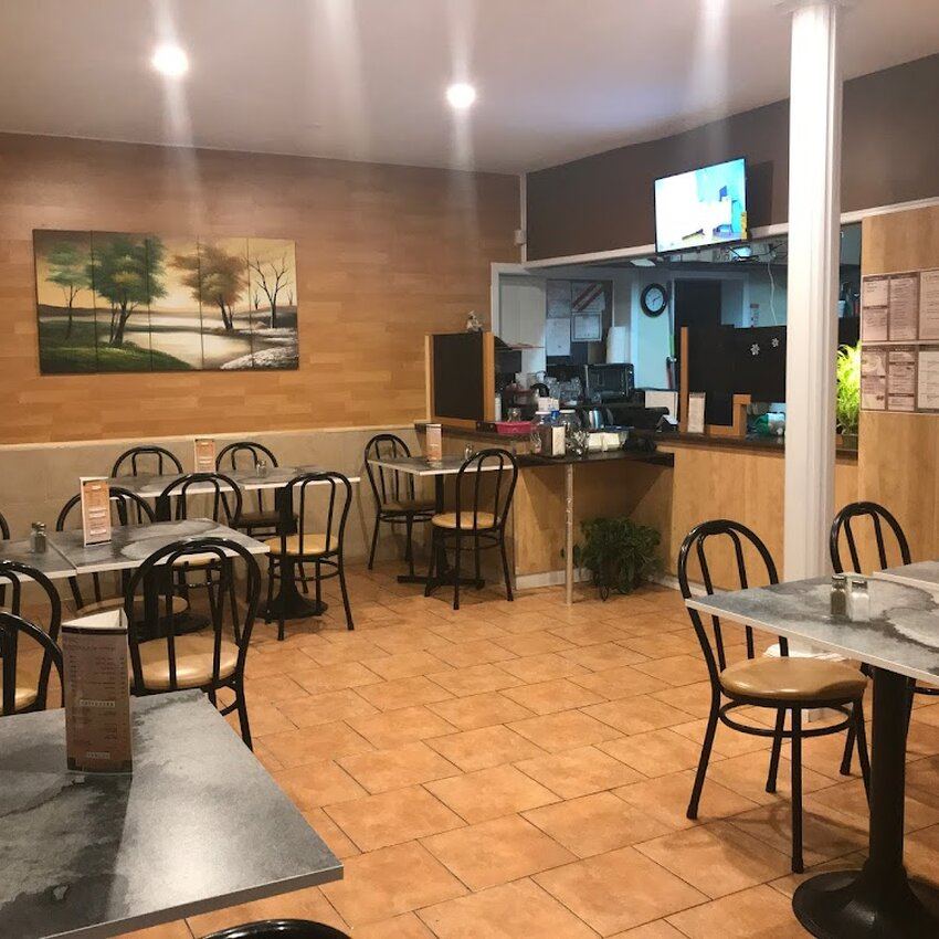 Restaurant vietnam V.N. Express -  Restaurants Near: J2S2V5